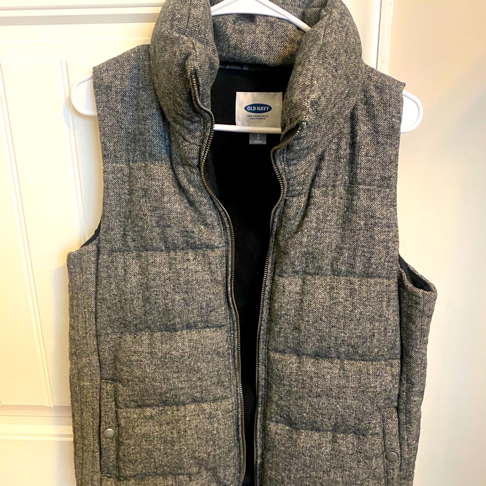 Old navy vest